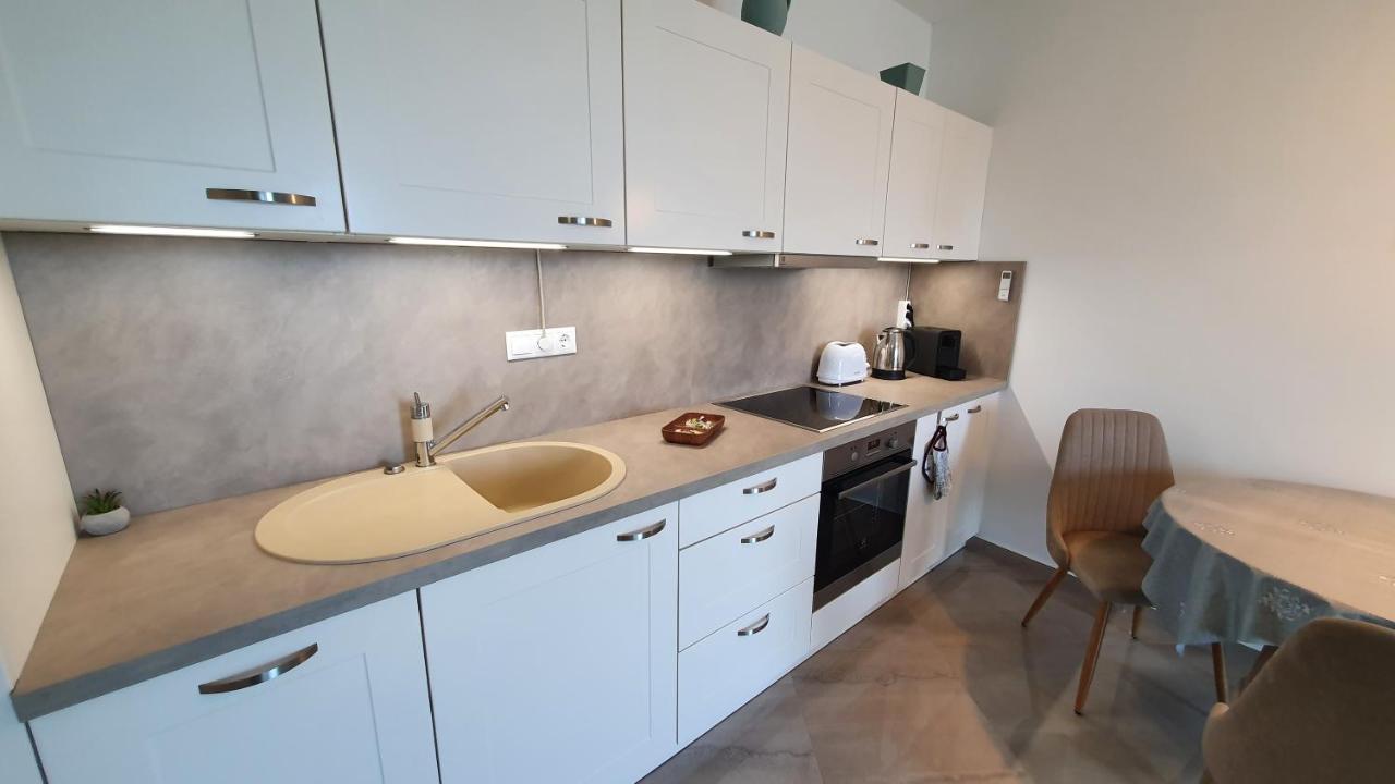 Kekvitorla Apartman Keszthely Ngoại thất bức ảnh
