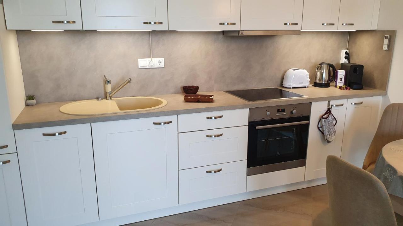 Kekvitorla Apartman Keszthely Ngoại thất bức ảnh